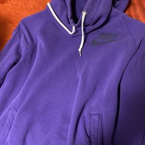 nike hoodie